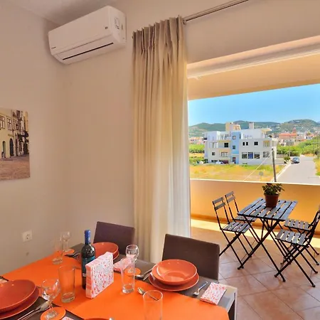 Apartment Sea Breeze *
